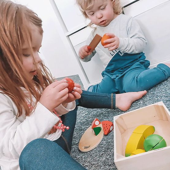 Bigjigs Toys Schneiden von Früchten in einer Kiste