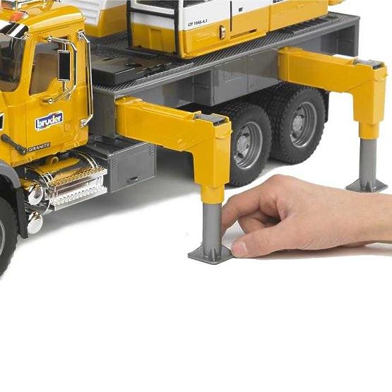 Bruder LKW MACK Granite Kran LIEBHERR