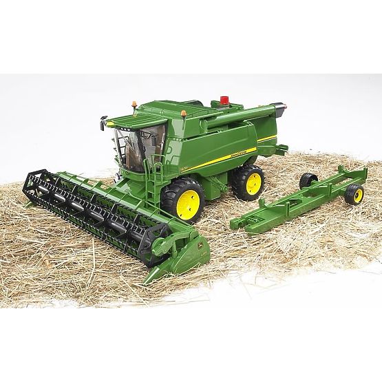 Bruder Mähdrescher JOHN DEERE T670i