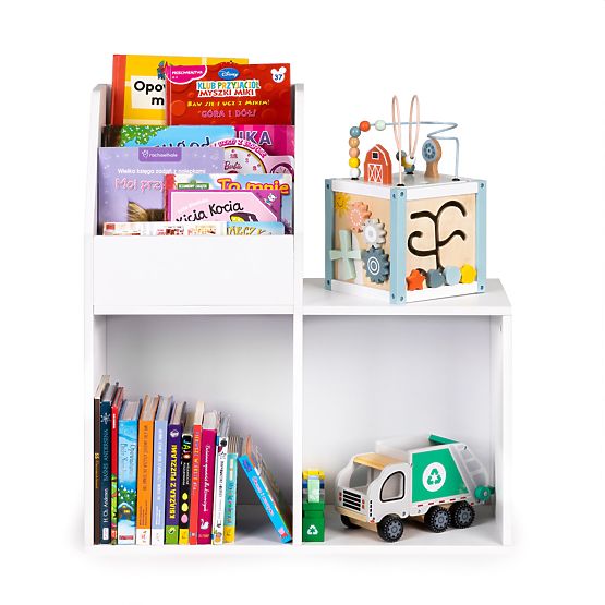 Bücherregal mit Regal