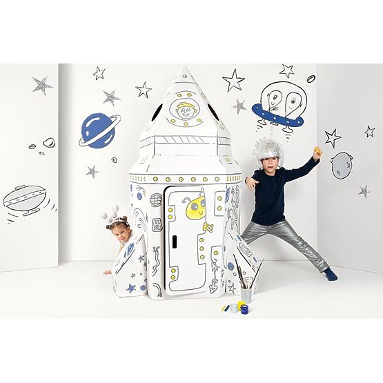Große Papp-Weltraumrakete