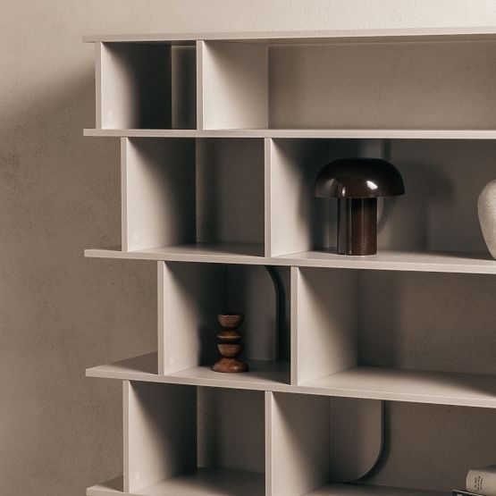 Hoher Rangali-Regal, kaschmirfarben, abgerundet