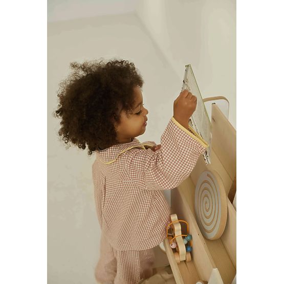 Holzregal für Bücher und Spielzeug