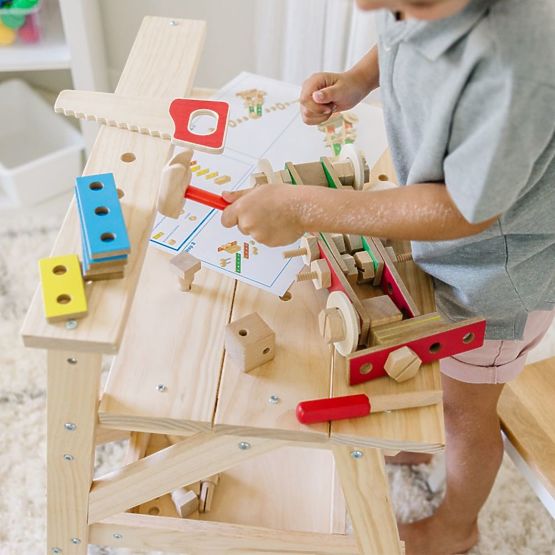 Holzwerkstatt für Heimwerker und Bausätze 2 in 1