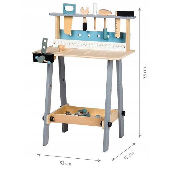 Holzwerkstatt mit Werkzeugen