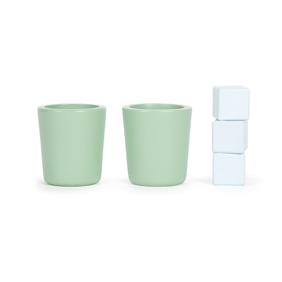 Industrielle Kinderküche mit Kücheninsel