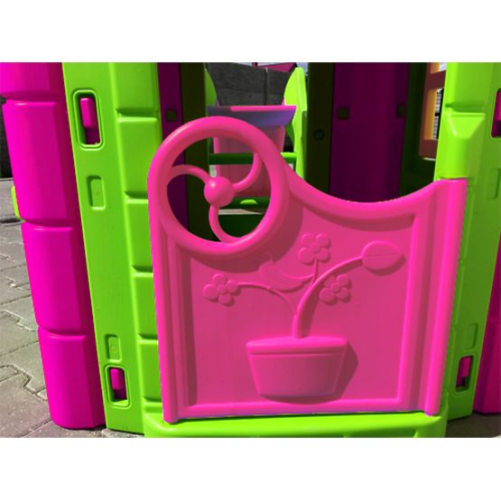 Kinder Garten- haus mit Rutsche