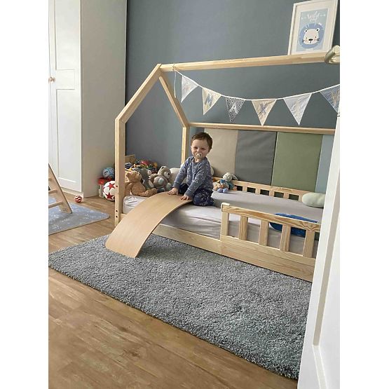 Kinderbett Haus mit Rausfallschutz Tea - natur