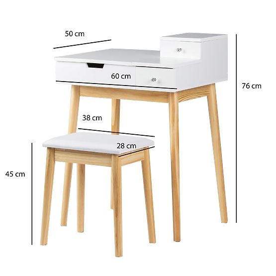 Kosmetiktisch mit Spiegel