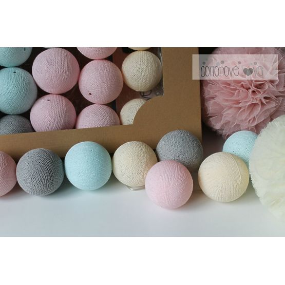 Leuchtende Baumwollkugeln - Puder