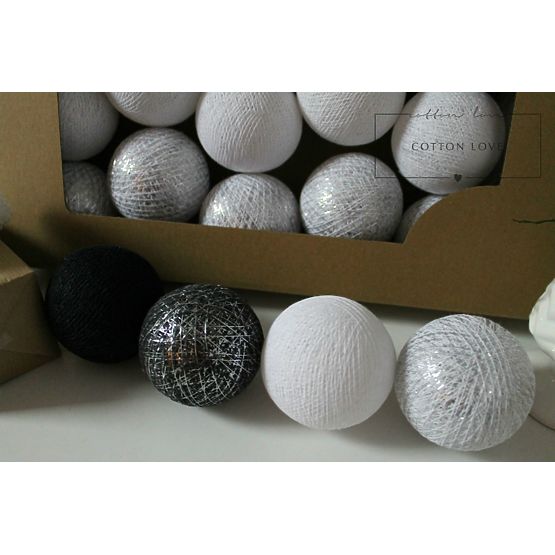 Leuchtende Baumwollkugeln - Silber