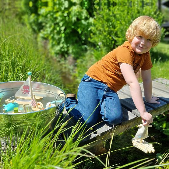 small foot Wasserspielzeug - Floß Walross