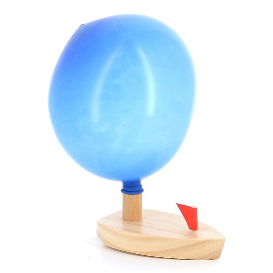 Vilac Boot mit Ballonantrieb