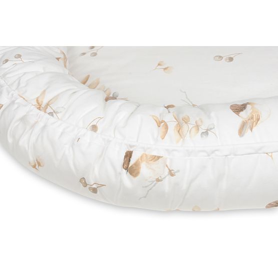 Vogelnest aus Baumwolle