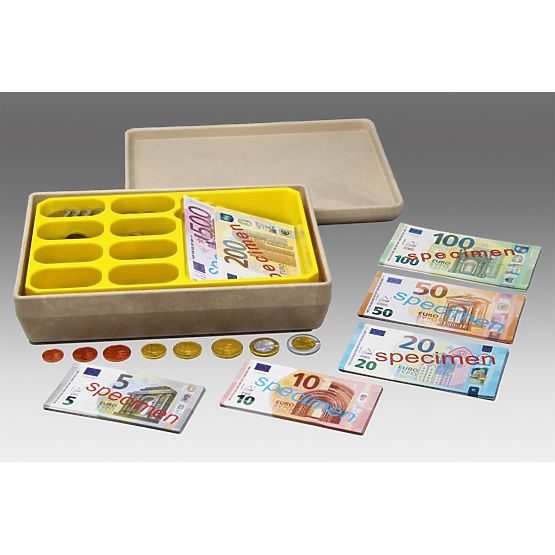 Wissner Kasse mit Euro-Banknoten und Münzen
