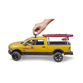 Bruder Dodge RAM Küstenwache mit Rettungsschwimmer und Zubehör