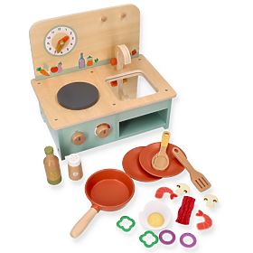 Kleine Holzküche mit Zubehör