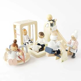 Outdoor-Spielplatz für Puppen
